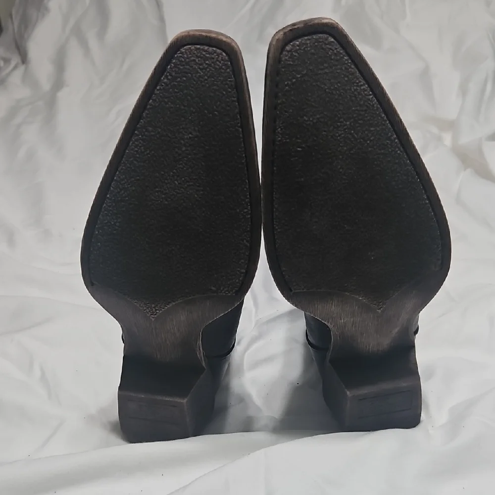 Black Embroidered Western Boots